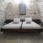 Pandera