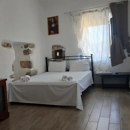 Pandera דירה